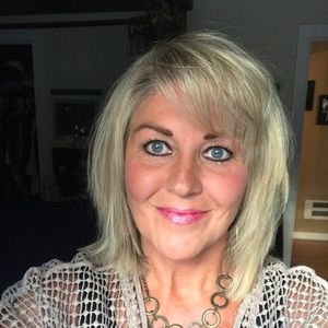 Meet your Posher, Beverly